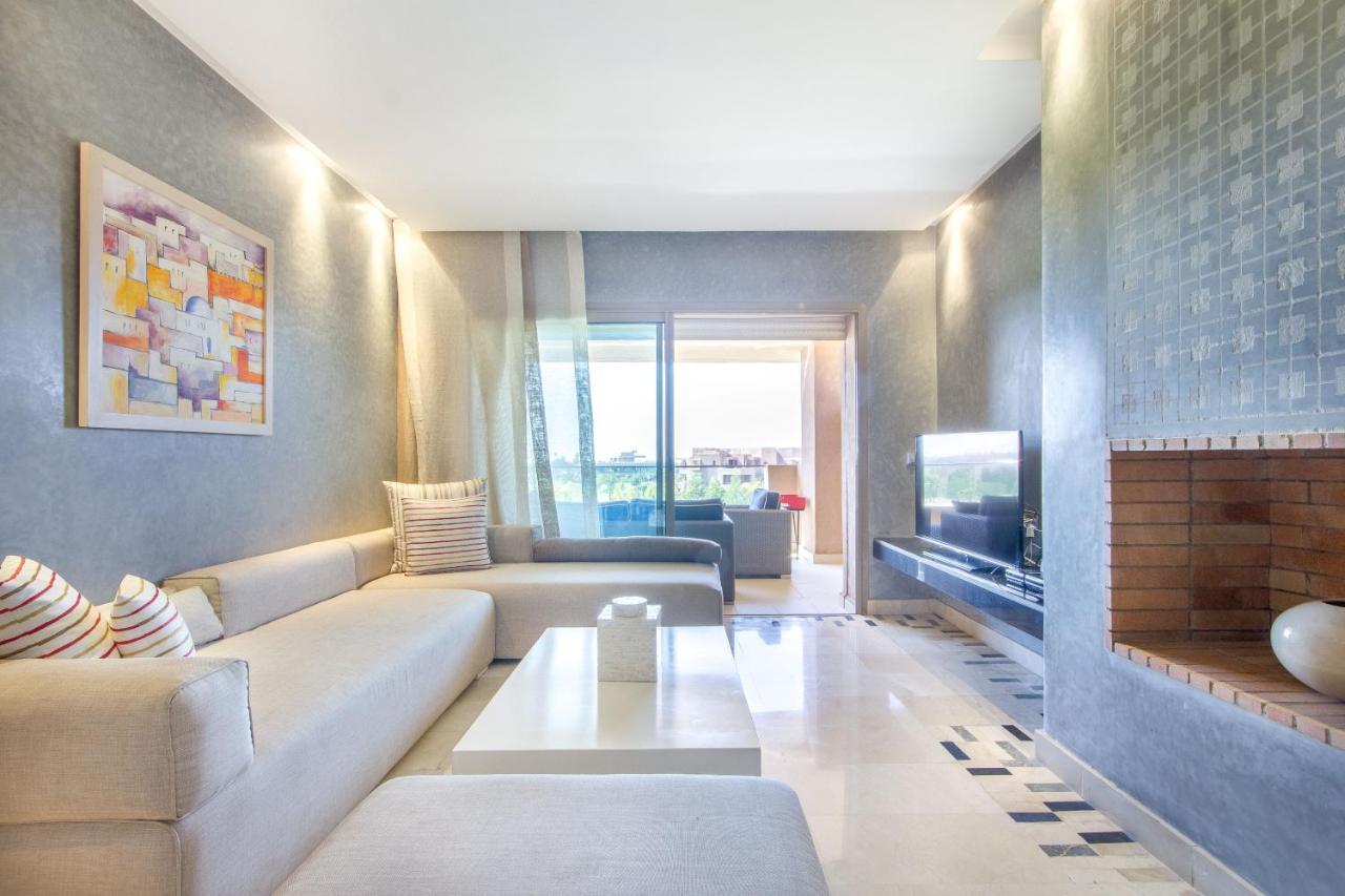Lumineux Et Vue Degagee Sur Piscine A Prestigia Apartment Marrakesh Ngoại thất bức ảnh