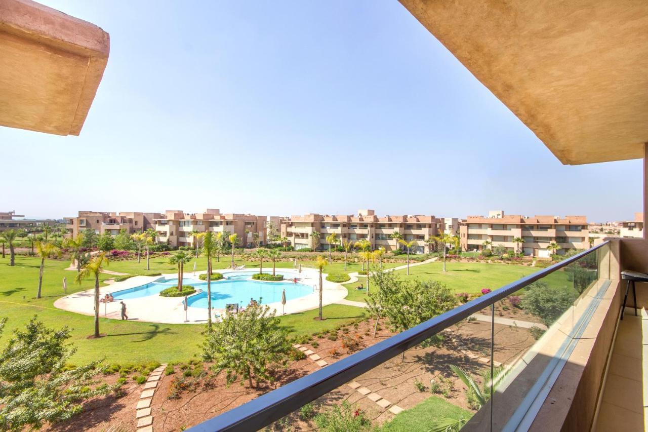 Lumineux Et Vue Degagee Sur Piscine A Prestigia Apartment Marrakesh Ngoại thất bức ảnh