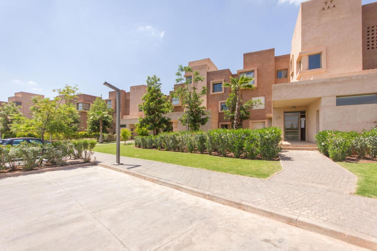 Lumineux Et Vue Degagee Sur Piscine A Prestigia Apartment Marrakesh Ngoại thất bức ảnh